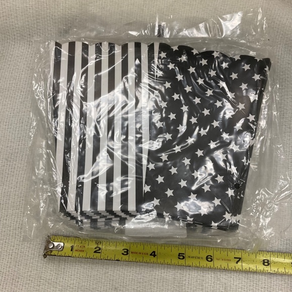 Popcorn Boxes 3 Packs/6 Per Pack Michael's Crafts Black & White Stars & Stripes - Picture 5 of 7